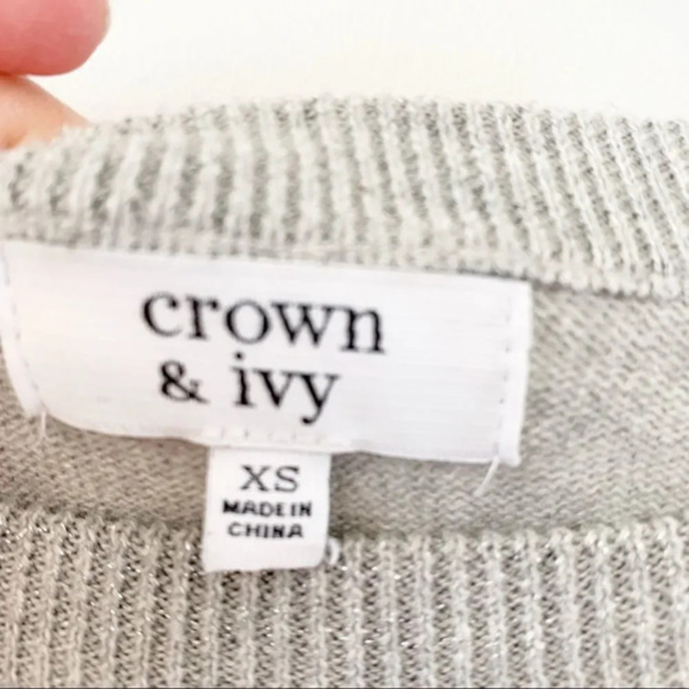 Crown & Ivy Penguin Sweater Women's XS Holiday Winter Sequins Novelty Plaid Cute - Picture 7 of 8